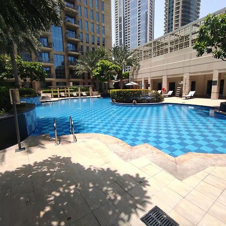 Lux Bnb Standpoint Tower Burj & Fountain Views Dubai Esterno foto