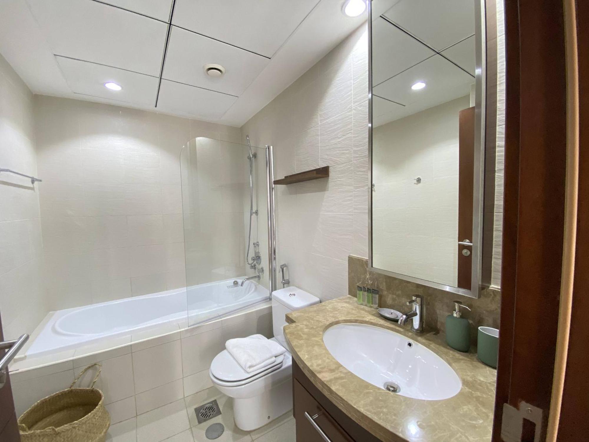 Lux Bnb Standpoint Tower Burj & Fountain Views Dubai Esterno foto